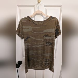 Women's Large distressed camo tee